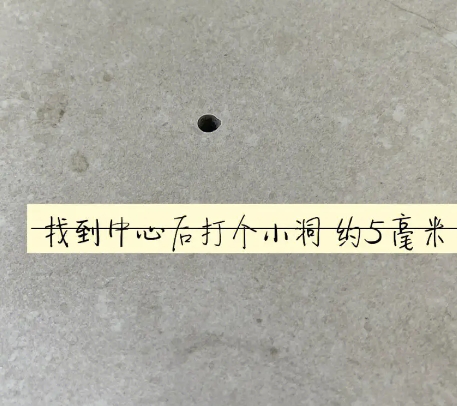 杨浦瓷砖空鼓维修公司专业解答在瓷砖铺贴过程中，如果砂料搅拌不均匀，将会带来以下问题